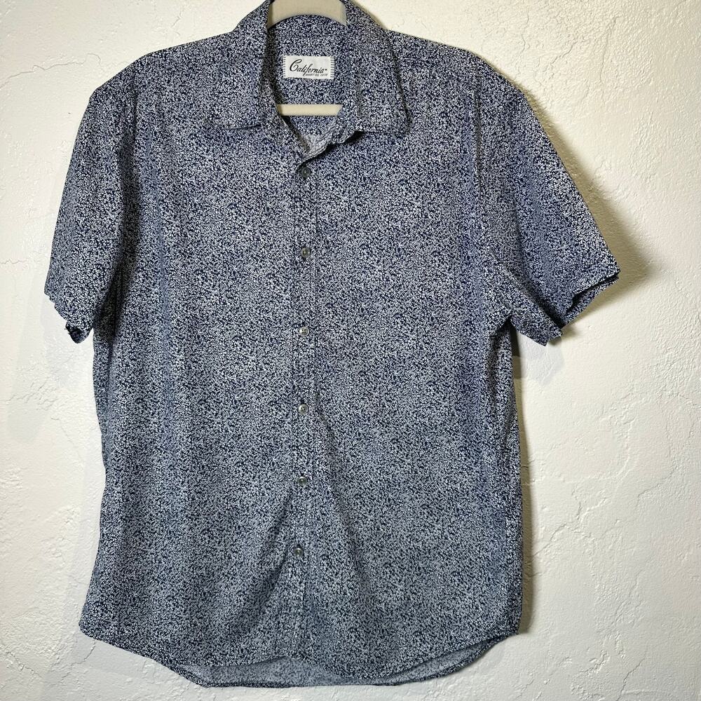 California Shirt Co. Size Large Short Sleeve Button Down Navy White Print Casual